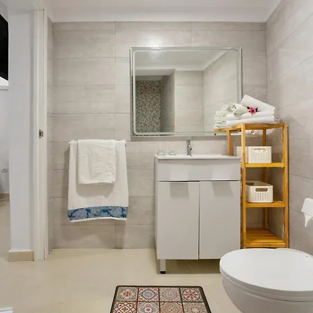 Abuelos 2 Icod Holiday home *